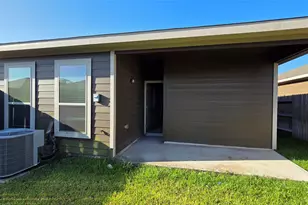 9760 Grosbeak Ln, Magnolia, TX 77354 - Photo 10