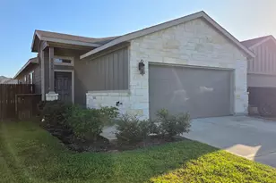 9760 Grosbeak Ln, Magnolia, TX 77354 - Photo 2
