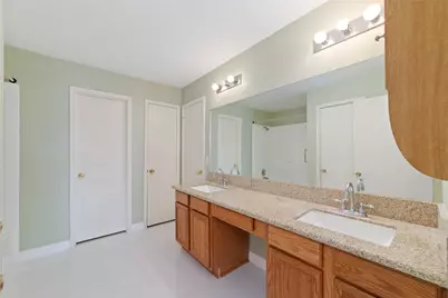 10831 Cayman Mist Drive, Houston, TX 77075 - Photo 20