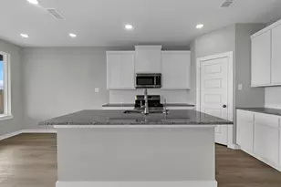 7830 Shimmering Star Ln, Cypress, TX 77433 - Photo 2