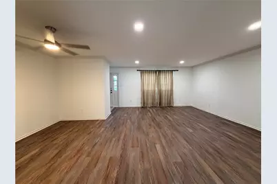 5803 Valley Forge Drive #95, Houston, TX 77057 - Photo 6