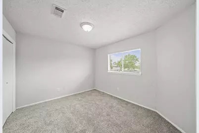 303 Hearthside Circle, League City, TX 77573 - Photo 6