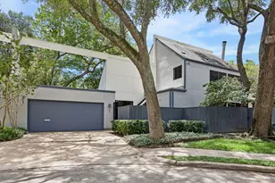 1 Boulevard Green, Bellaire, TX 77401 - Photo 1