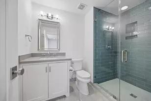 1 Boulevard Green, Bellaire, TX 77401 - Photo 22