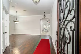 814 Hollington Way, Sugar Land, TX 77479 - Photo 2