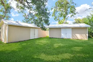 1327 Hodges Ln, Wharton, TX 77488 - Photo 20