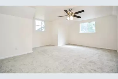 7927 Braesdale Lane, Houston, TX 77071 - Photo 22