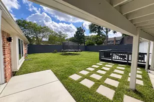 7927 Braesdale Ln, Houston, TX 77071 - Photo 28
