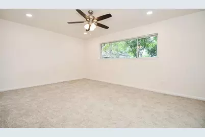 7927 Braesdale Lane, Houston, TX 77071 - Photo 16