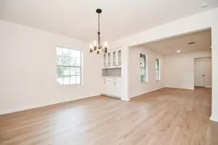 7927 Braesdale Ln, Houston, TX 77071 - Photo 6