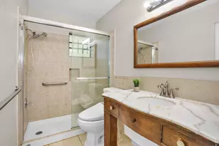 1102 Mosher Ln, Houston, TX 77088 - Photo 20