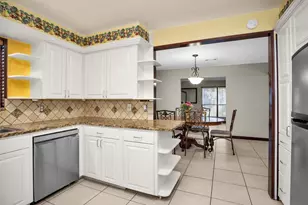 1102 Mosher Ln, Houston, TX 77088 - Photo 16