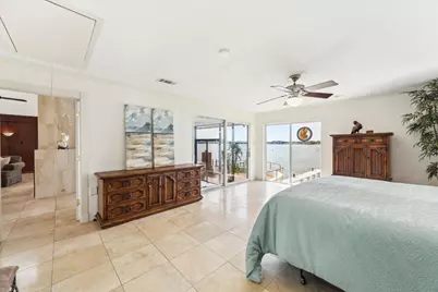 2414 Baycrest Drive, Houston, TX 77058 - Photo 28