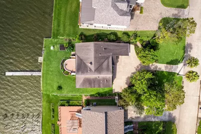 2414 Baycrest Drive, Houston, TX 77058 - Photo 4