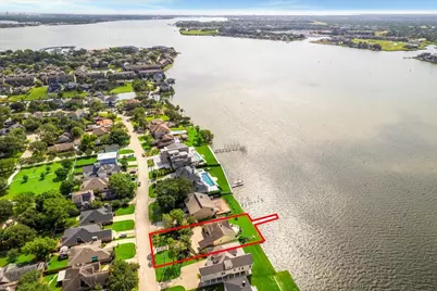 2414 Baycrest Drive, Houston, TX 77058 - Photo 2
