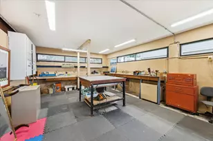 2414 Baycrest Dr, Houston, TX 77058 - Photo 40
