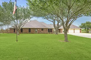 9102 N Humble Camp Rd, Dickinson, TX 77539 - Photo 2