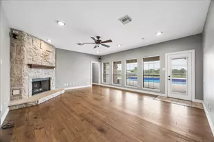 9102 N Humble Camp Rd, Dickinson, TX 77539 - Photo 6