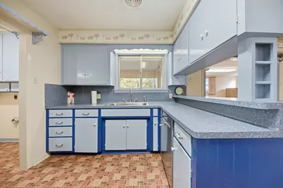 1006 Top Hill Drive, Brenham, TX 77833 - Photo 10