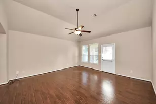 3115 Lake Dr, Katy, TX 77494 - Photo 14