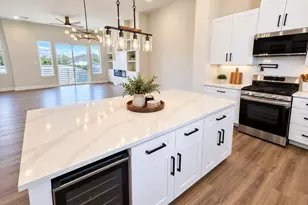 1938 Purswell Rd, Houston, TX 77055 - Photo 10