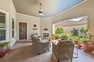 10 Silent Way Dr, Sugar Land, TX 77498 - Photo 4