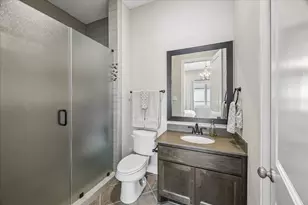 1917 Potomac Dr, Houston, TX 77057 - Photo 14