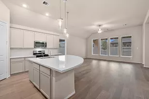 2411 Honeyberry Shrub Dr, Manvel, TX 77578 - Photo 4