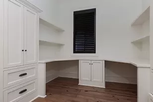 30 E Bay Blvd, The Woodlands, TX 77380 - Photo 32