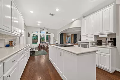13807 Layton Hills Drive, Cypress, TX 77429 - Photo 10