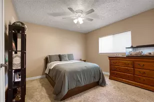 15818 Beechnut St, Houston, TX 77083 - Photo 20
