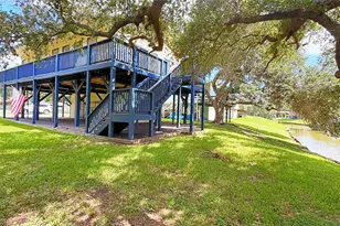 6114 Lazy Ln, Brazoria, TX 77422 - Photo 2