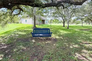 6114 Lazy Ln, Brazoria, TX 77422 - Photo 26