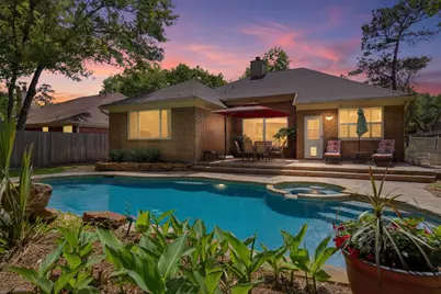 119 N Acacia Park Circle, The Woodlands, TX 77382 - Photo 1