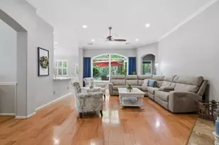 119 N Acacia Park Cir, The Woodlands, TX 77382 - Photo 12