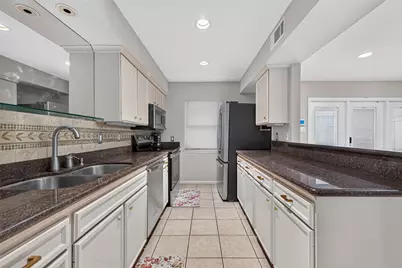 2133 Winrock Boulevard #34, Houston, TX 77057 - Photo 18