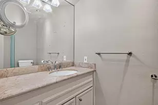 2133 Winrock Blvd, Houston, TX 77057 - Photo 28