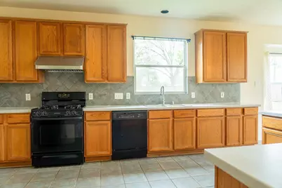 4418 Laurel Green Court, Missouri City, TX 77459 - Photo 12