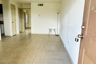 10802 Kingspoint Rd, Houston, TX 77075 - Photo 4