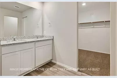 1026 Legrand St, Brenham, TX 77833 - Photo 8