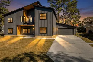 7292 Edgewater Dr, Willis, TX 77318 - Photo 2