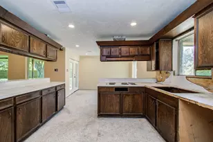 1002 Warwick St, Eagle Lake, TX 77434 - Photo 10