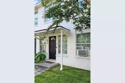 905 Oakhurst Street, Houston, TX 77023 - Photo 1