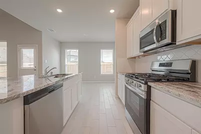 2923 Copper Falls Drive, Iowa Colony, TX 77583 - Photo 16