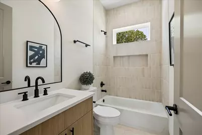 2961 Delafield Street, Houston, TX 77023 - Photo 8