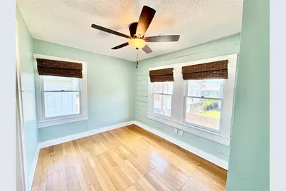 1505 Avenue L #Rear, Galveston, TX 77550 - Photo 14