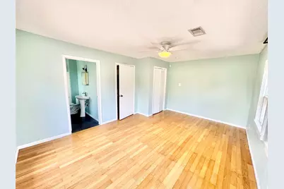 1505 Avenue L #Rear, Galveston, TX 77550 - Photo 8