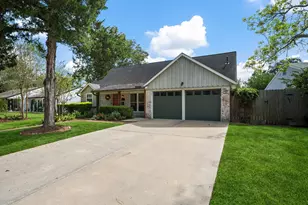 5711 Cerritos Dr, Houston, TX 77035 - Photo 4