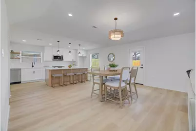 5822 Birchmont Drive, Houston, TX 77092 - Photo 10