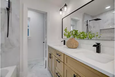 5822 Birchmont Drive, Houston, TX 77092 - Photo 32